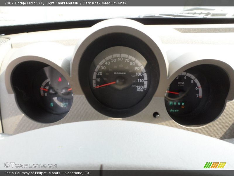 Light Khaki Metallic / Dark Khaki/Medium Khaki 2007 Dodge Nitro SXT