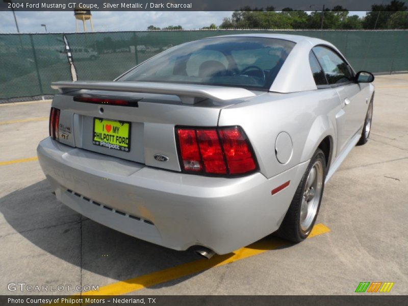 Silver Metallic / Dark Charcoal 2004 Ford Mustang GT Coupe