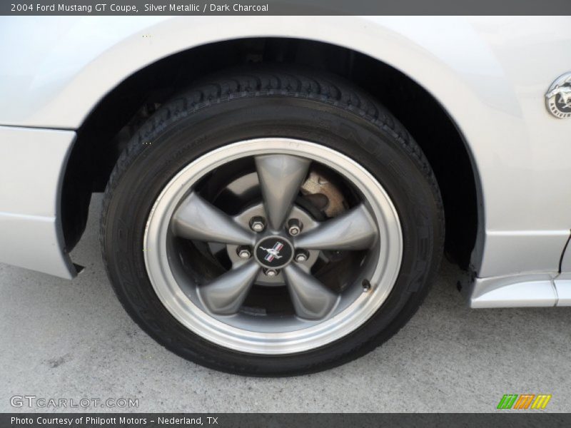 Silver Metallic / Dark Charcoal 2004 Ford Mustang GT Coupe