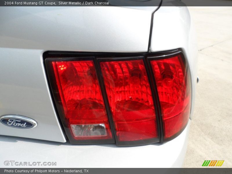 Silver Metallic / Dark Charcoal 2004 Ford Mustang GT Coupe