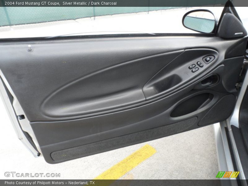 Silver Metallic / Dark Charcoal 2004 Ford Mustang GT Coupe