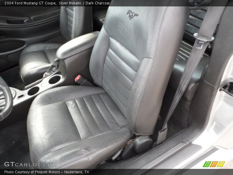 Silver Metallic / Dark Charcoal 2004 Ford Mustang GT Coupe