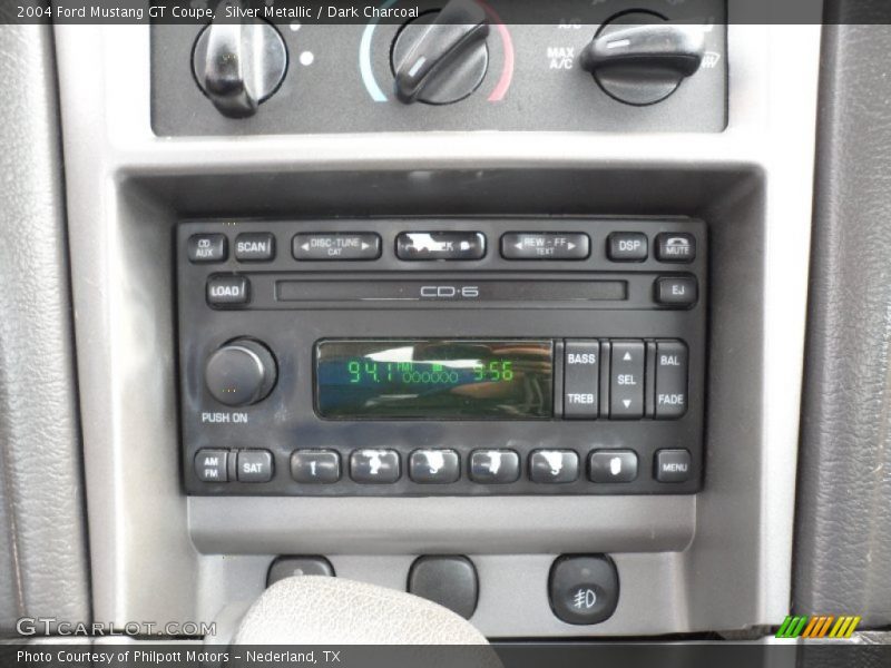 Silver Metallic / Dark Charcoal 2004 Ford Mustang GT Coupe