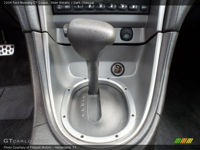 Silver Metallic / Dark Charcoal 2004 Ford Mustang GT Coupe