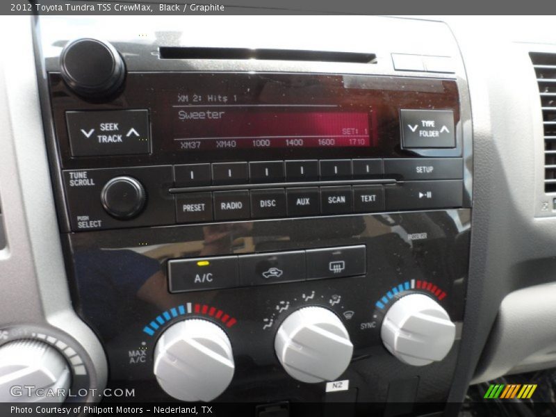 Controls of 2012 Tundra TSS CrewMax