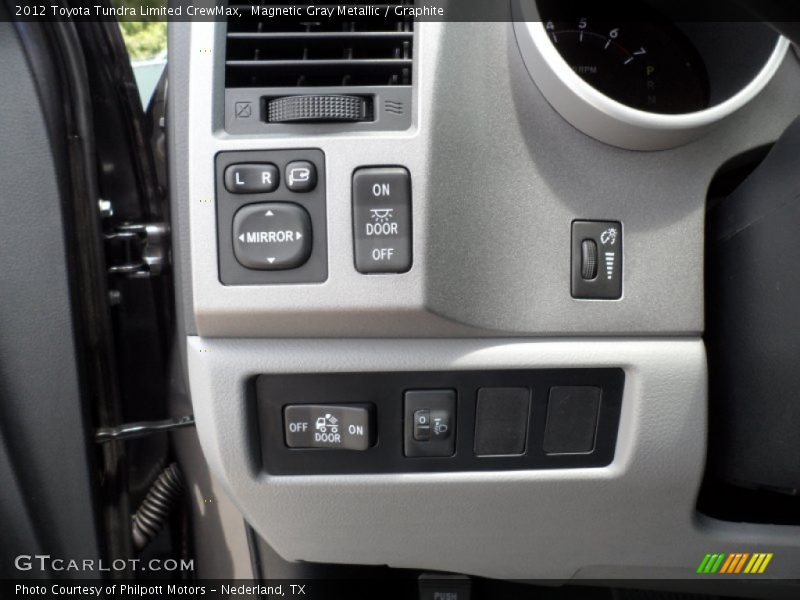 Controls of 2012 Tundra Limited CrewMax
