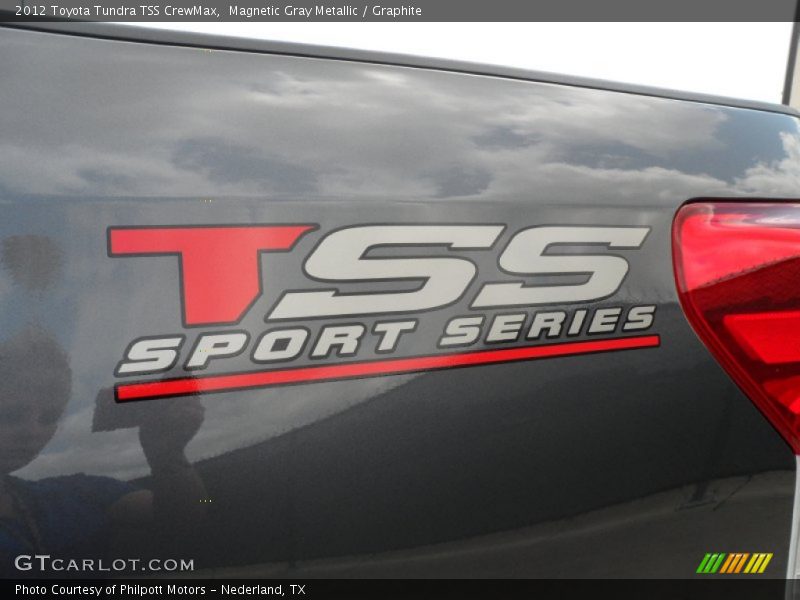  2012 Tundra TSS CrewMax Logo