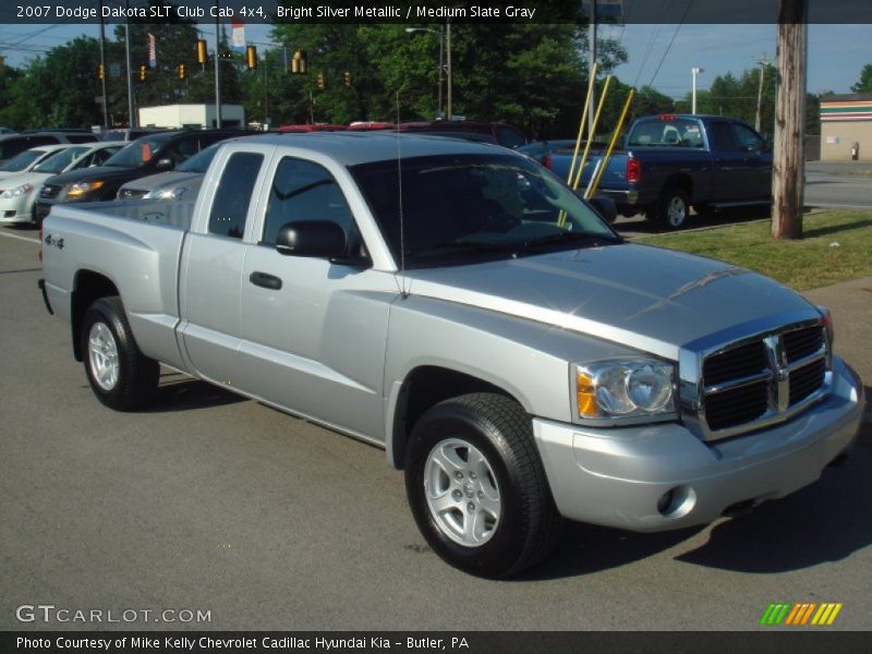 Bright Silver Metallic / Medium Slate Gray 2007 Dodge Dakota SLT Club Cab 4x4