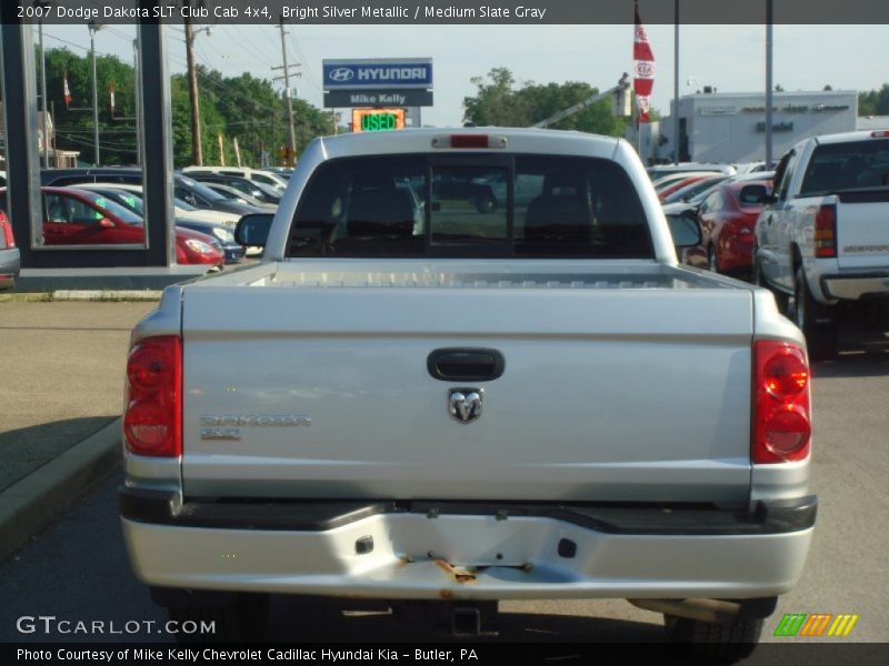 Bright Silver Metallic / Medium Slate Gray 2007 Dodge Dakota SLT Club Cab 4x4