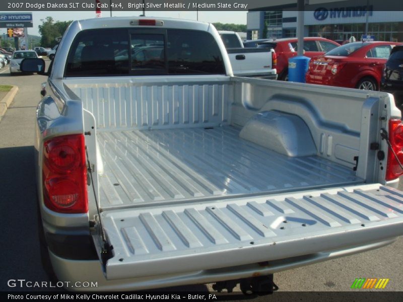 Bright Silver Metallic / Medium Slate Gray 2007 Dodge Dakota SLT Club Cab 4x4