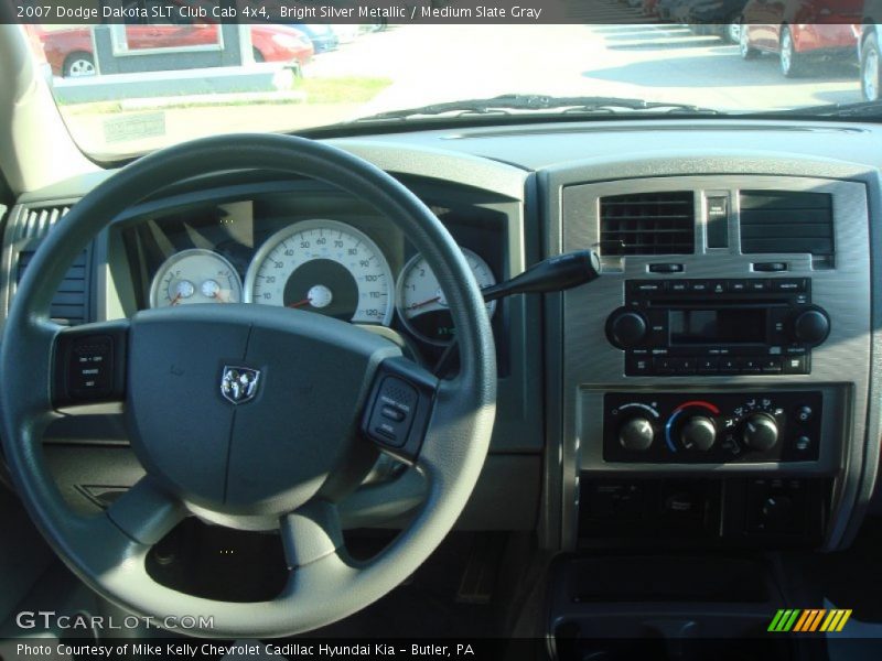 Bright Silver Metallic / Medium Slate Gray 2007 Dodge Dakota SLT Club Cab 4x4