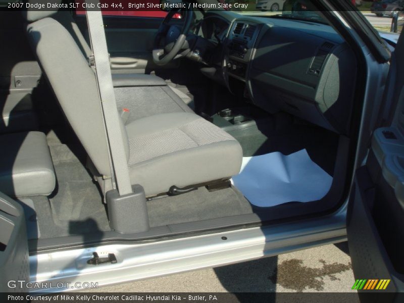 Bright Silver Metallic / Medium Slate Gray 2007 Dodge Dakota SLT Club Cab 4x4