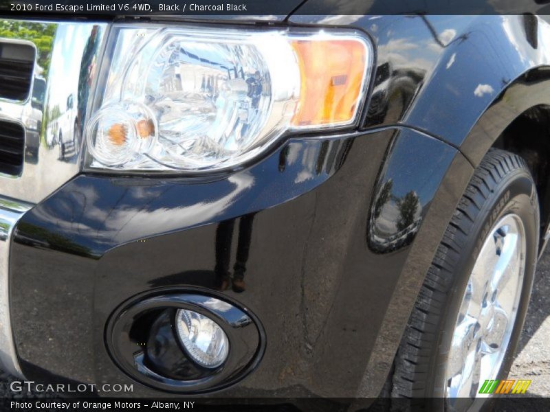 Black / Charcoal Black 2010 Ford Escape Limited V6 4WD