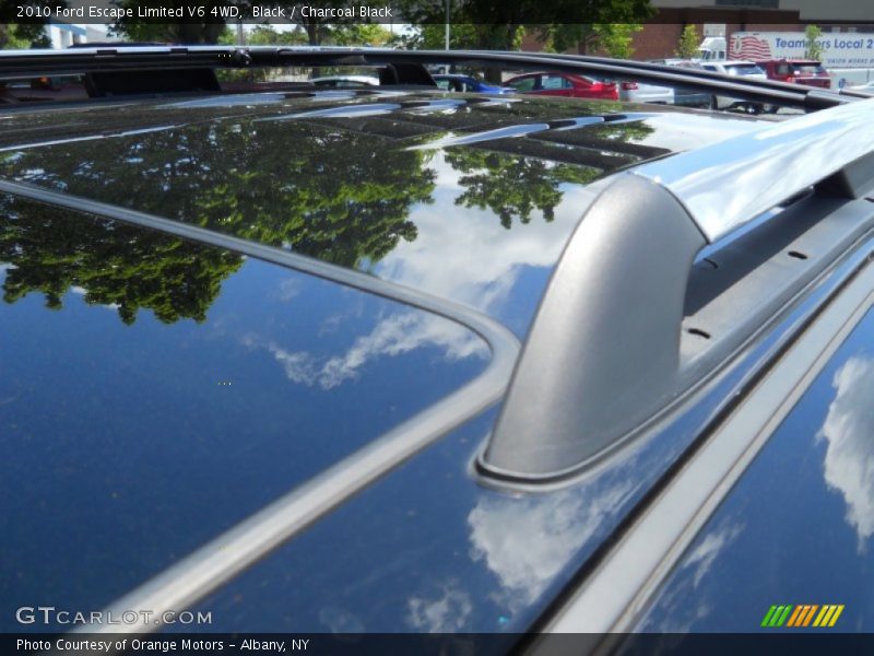 Black / Charcoal Black 2010 Ford Escape Limited V6 4WD