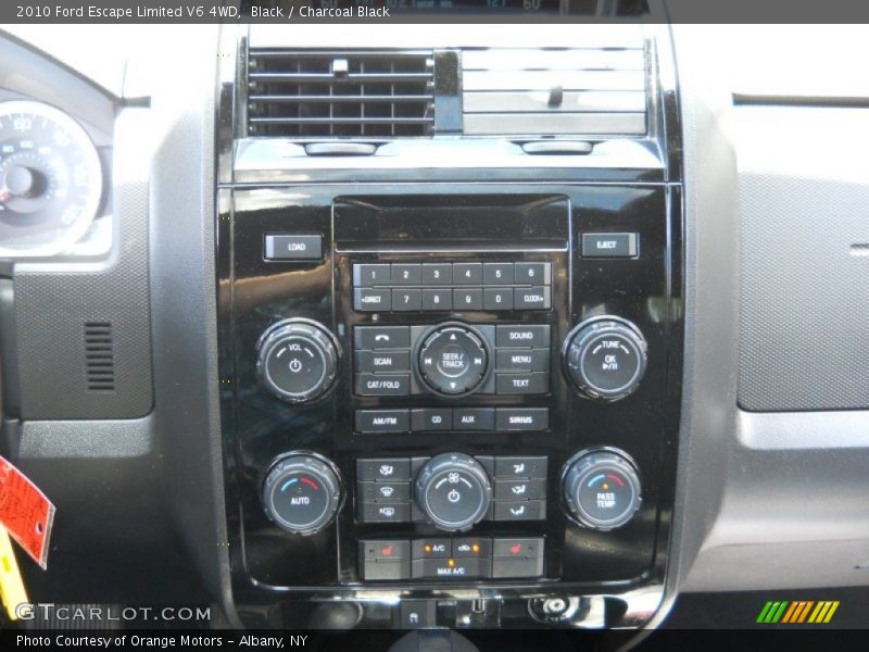 Black / Charcoal Black 2010 Ford Escape Limited V6 4WD