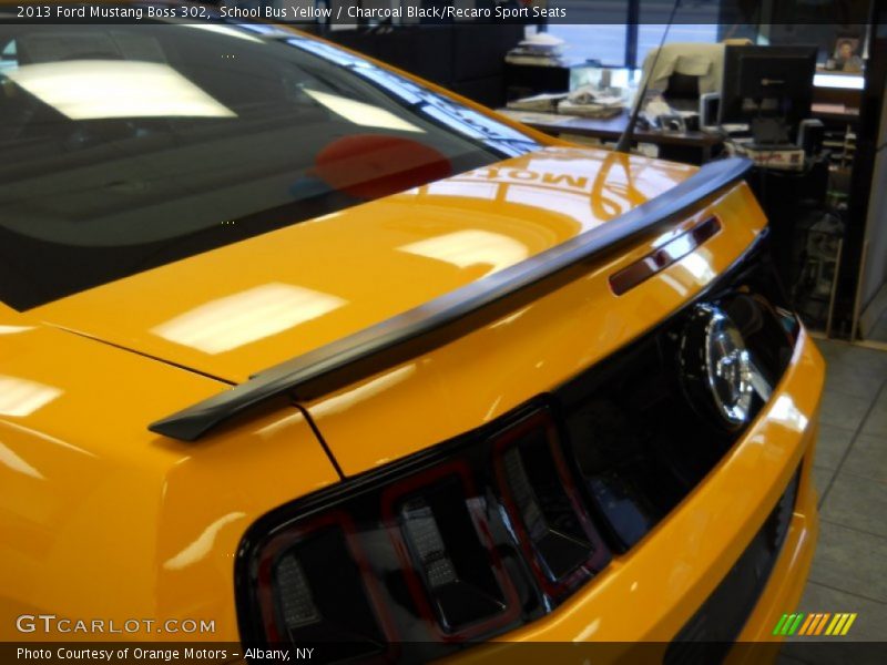 School Bus Yellow / Charcoal Black/Recaro Sport Seats 2013 Ford Mustang Boss 302
