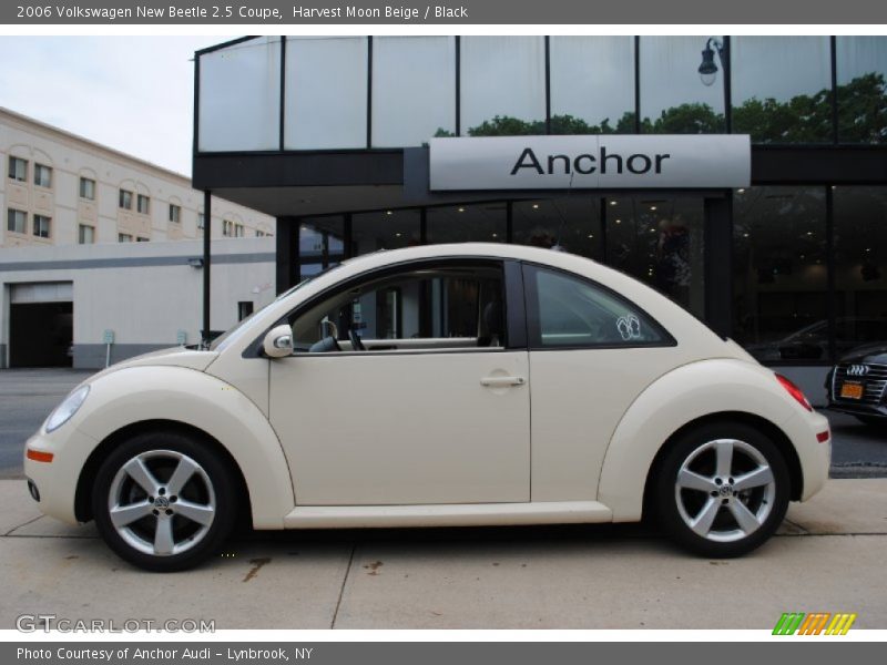 Harvest Moon Beige / Black 2006 Volkswagen New Beetle 2.5 Coupe