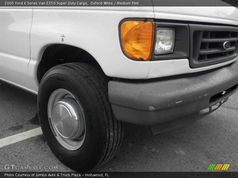 Oxford White / Medium Flint 2005 Ford E Series Van E350 Super Duty Cargo