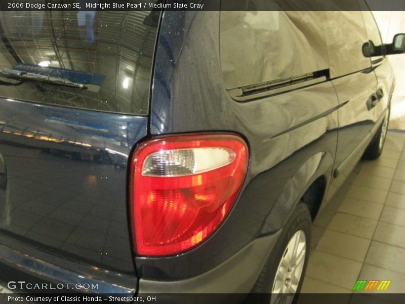 Midnight Blue Pearl / Medium Slate Gray 2006 Dodge Caravan SE