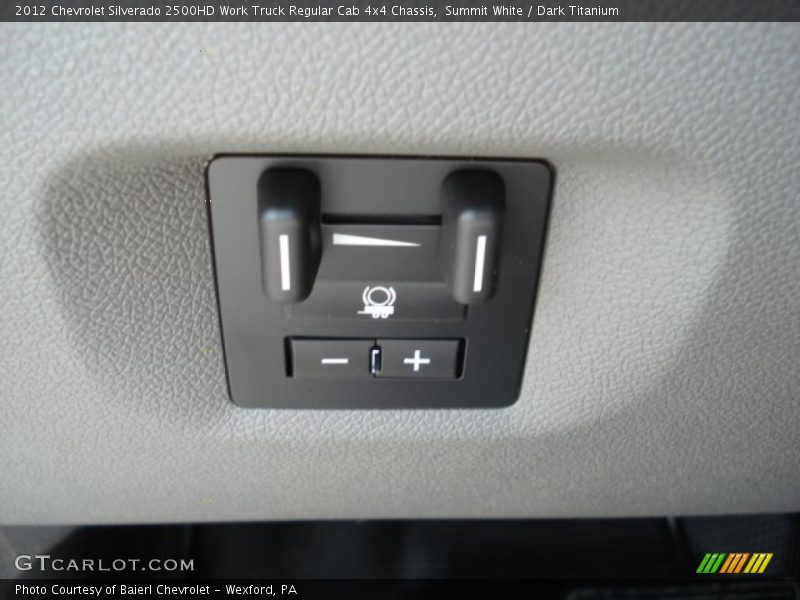 Controls of 2012 Silverado 2500HD Work Truck Regular Cab 4x4 Chassis