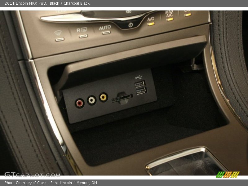Black / Charcoal Black 2011 Lincoln MKX FWD