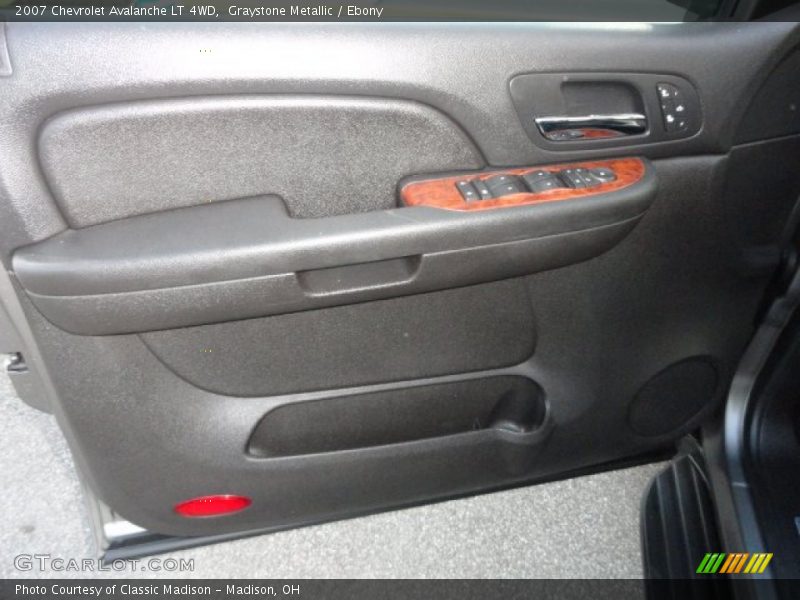 Graystone Metallic / Ebony 2007 Chevrolet Avalanche LT 4WD