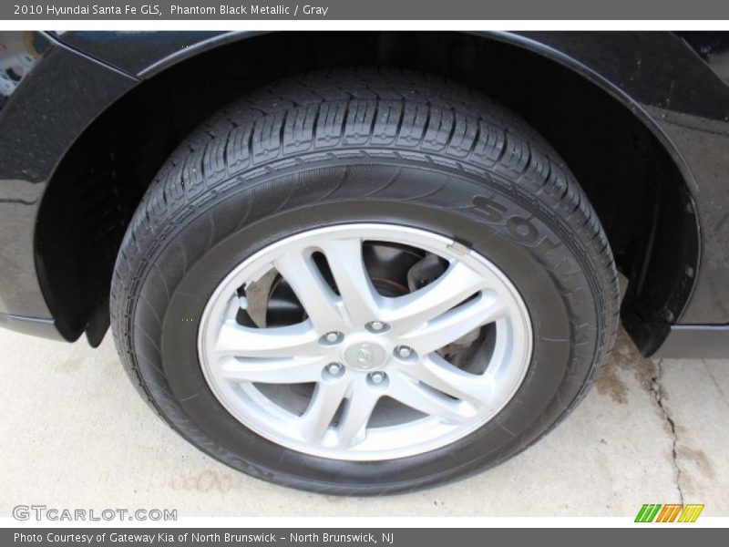 Phantom Black Metallic / Gray 2010 Hyundai Santa Fe GLS