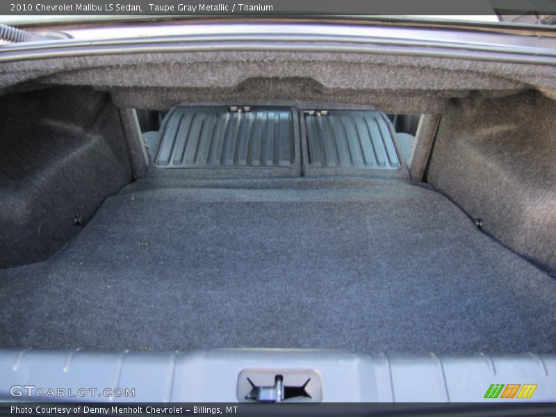  2010 Malibu LS Sedan Trunk