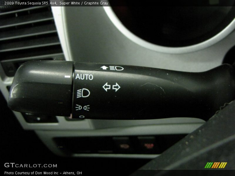 Super White / Graphite Gray 2009 Toyota Sequoia SR5 4x4