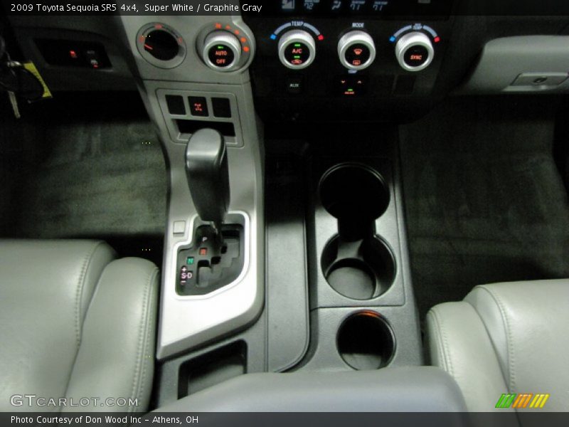 Super White / Graphite Gray 2009 Toyota Sequoia SR5 4x4