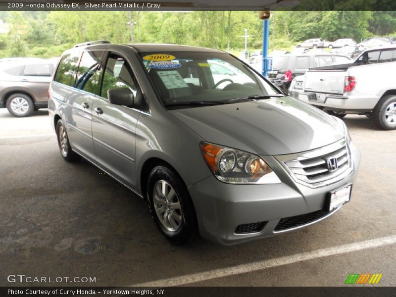 Silver Pearl Metallic / Gray 2009 Honda Odyssey EX