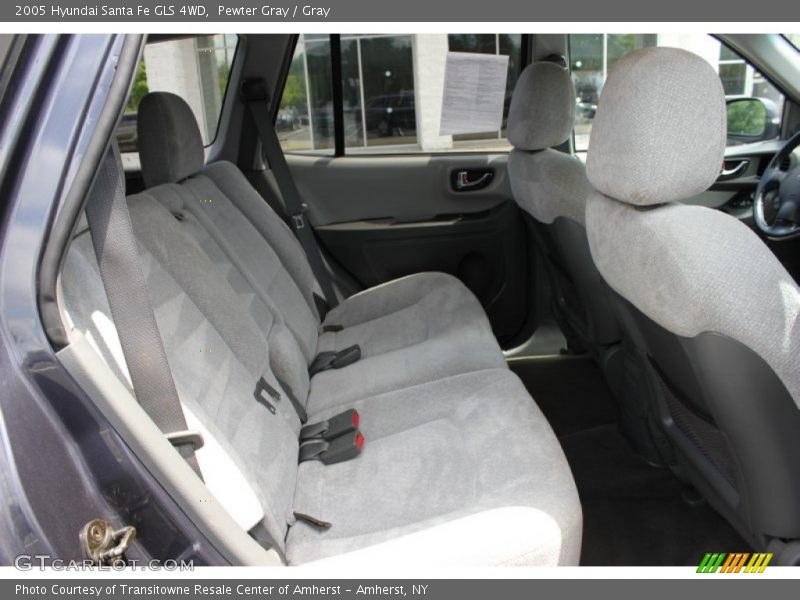 Rear Seat of 2005 Santa Fe GLS 4WD
