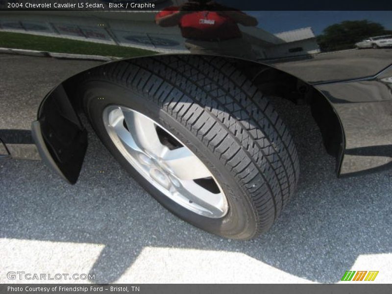 Black / Graphite 2004 Chevrolet Cavalier LS Sedan