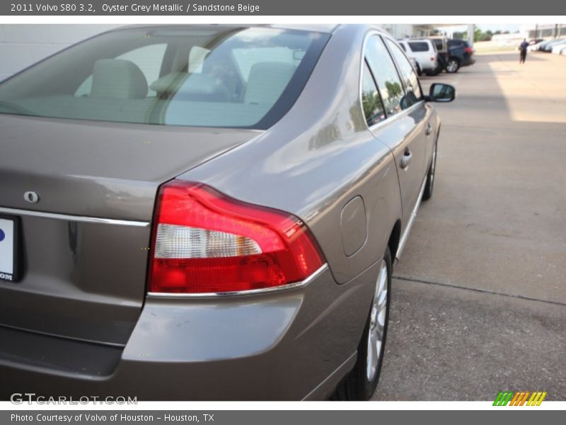 Oyster Grey Metallic / Sandstone Beige 2011 Volvo S80 3.2