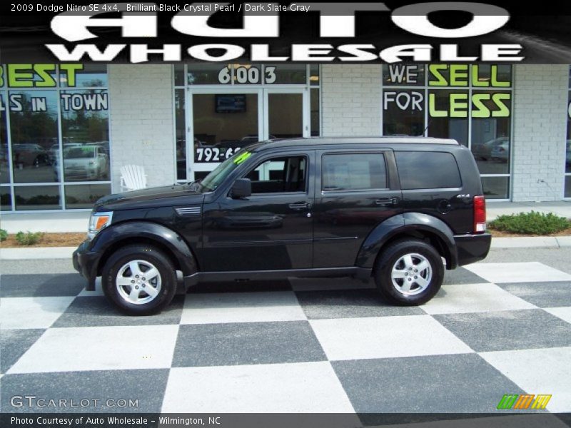 Brilliant Black Crystal Pearl / Dark Slate Gray 2009 Dodge Nitro SE 4x4