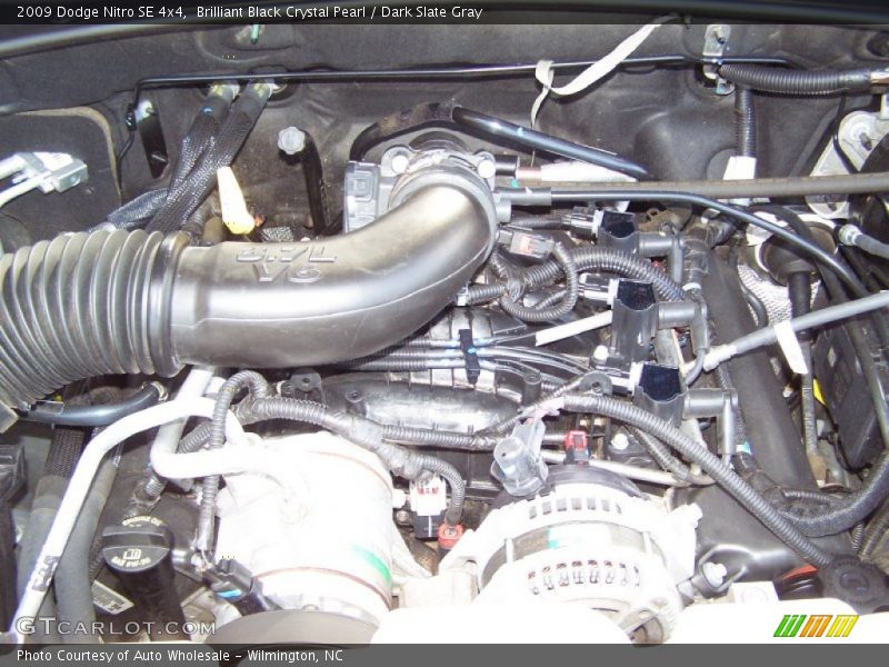 Brilliant Black Crystal Pearl / Dark Slate Gray 2009 Dodge Nitro SE 4x4