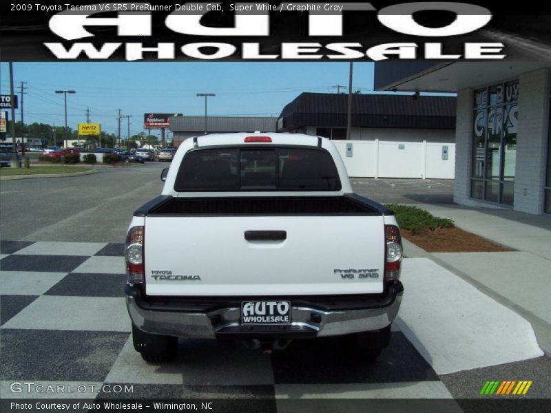 Super White / Graphite Gray 2009 Toyota Tacoma V6 SR5 PreRunner Double Cab