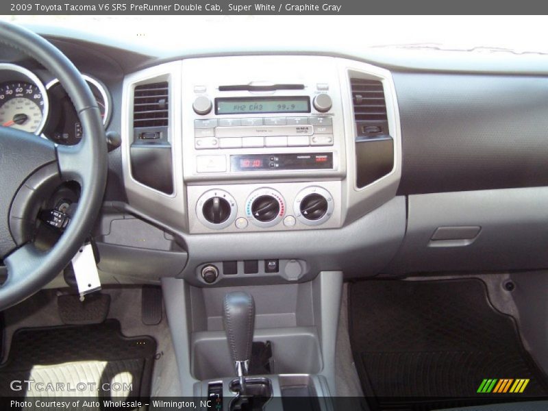 Super White / Graphite Gray 2009 Toyota Tacoma V6 SR5 PreRunner Double Cab
