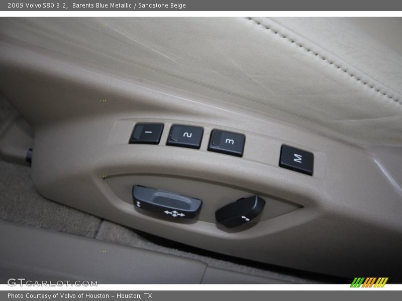 Barents Blue Metallic / Sandstone Beige 2009 Volvo S80 3.2