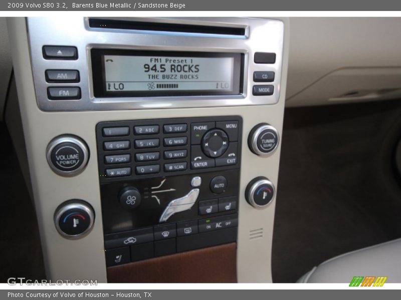 Barents Blue Metallic / Sandstone Beige 2009 Volvo S80 3.2