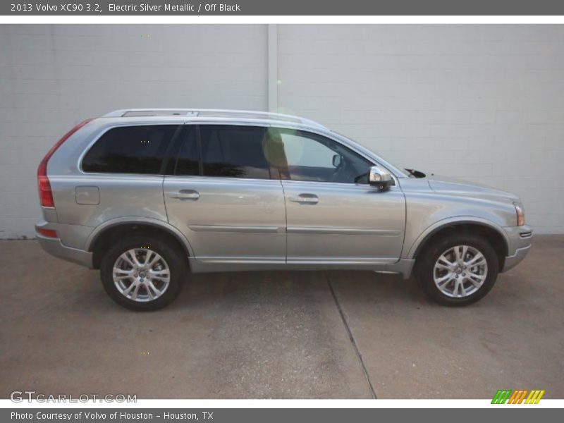 Electric Silver Metallic / Off Black 2013 Volvo XC90 3.2