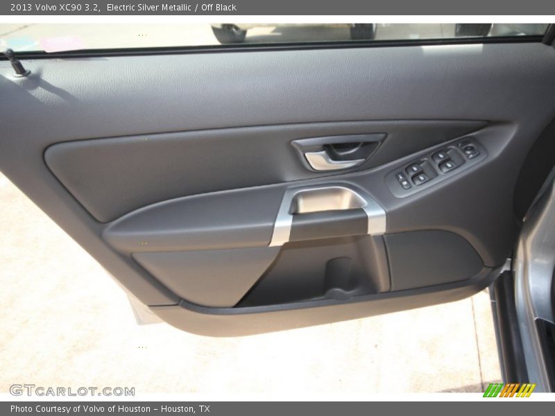 Electric Silver Metallic / Off Black 2013 Volvo XC90 3.2