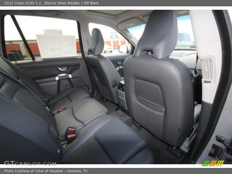 Electric Silver Metallic / Off Black 2013 Volvo XC90 3.2