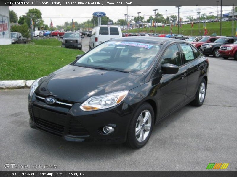 Tuxedo Black Metallic / Two-Tone Sport 2012 Ford Focus SE Sport Sedan