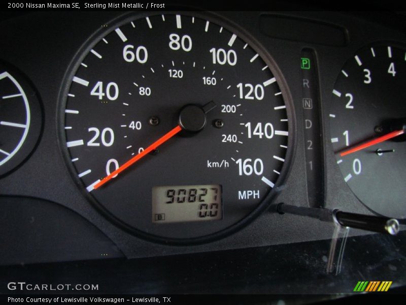 Sterling Mist Metallic / Frost 2000 Nissan Maxima SE