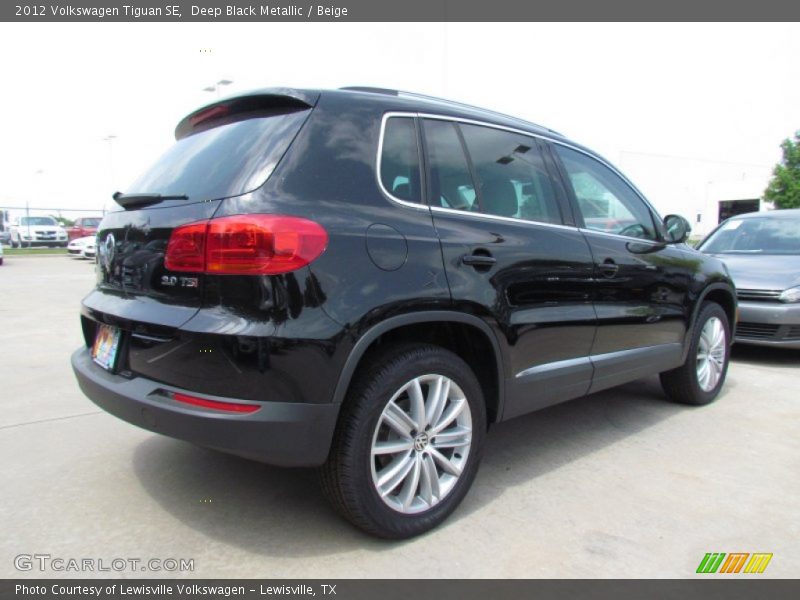 Deep Black Metallic / Beige 2012 Volkswagen Tiguan SE