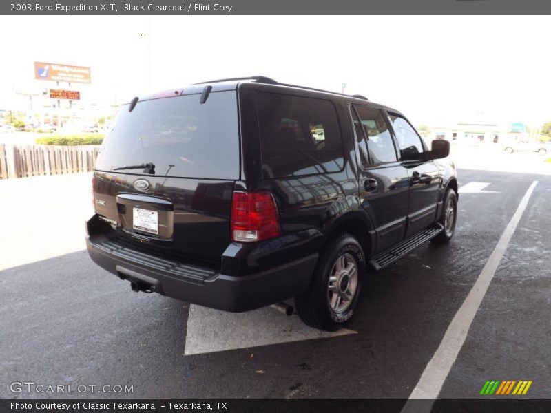 Black Clearcoat / Flint Grey 2003 Ford Expedition XLT