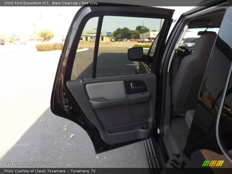 Black Clearcoat / Flint Grey 2003 Ford Expedition XLT