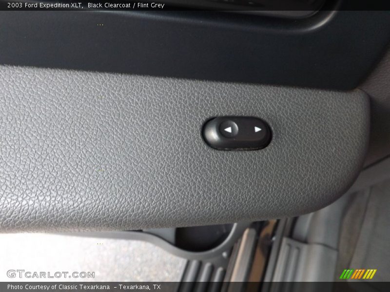 Black Clearcoat / Flint Grey 2003 Ford Expedition XLT