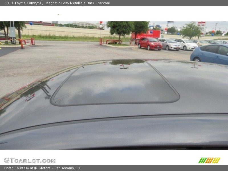 Magnetic Gray Metallic / Dark Charcoal 2011 Toyota Camry SE
